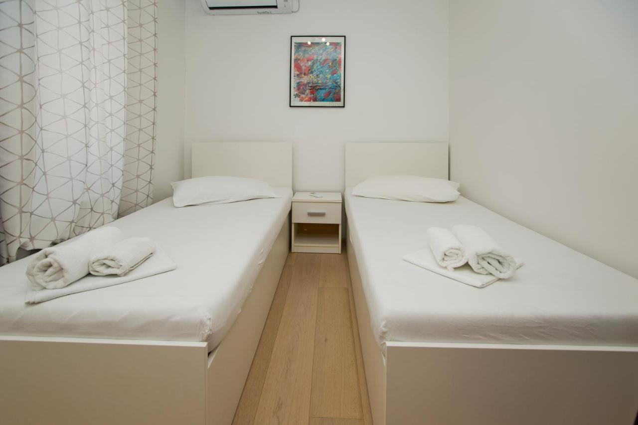 Hostel Luka's &